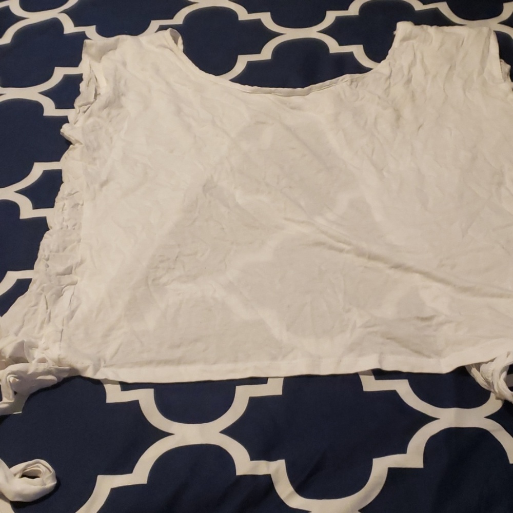 Simple whit top
